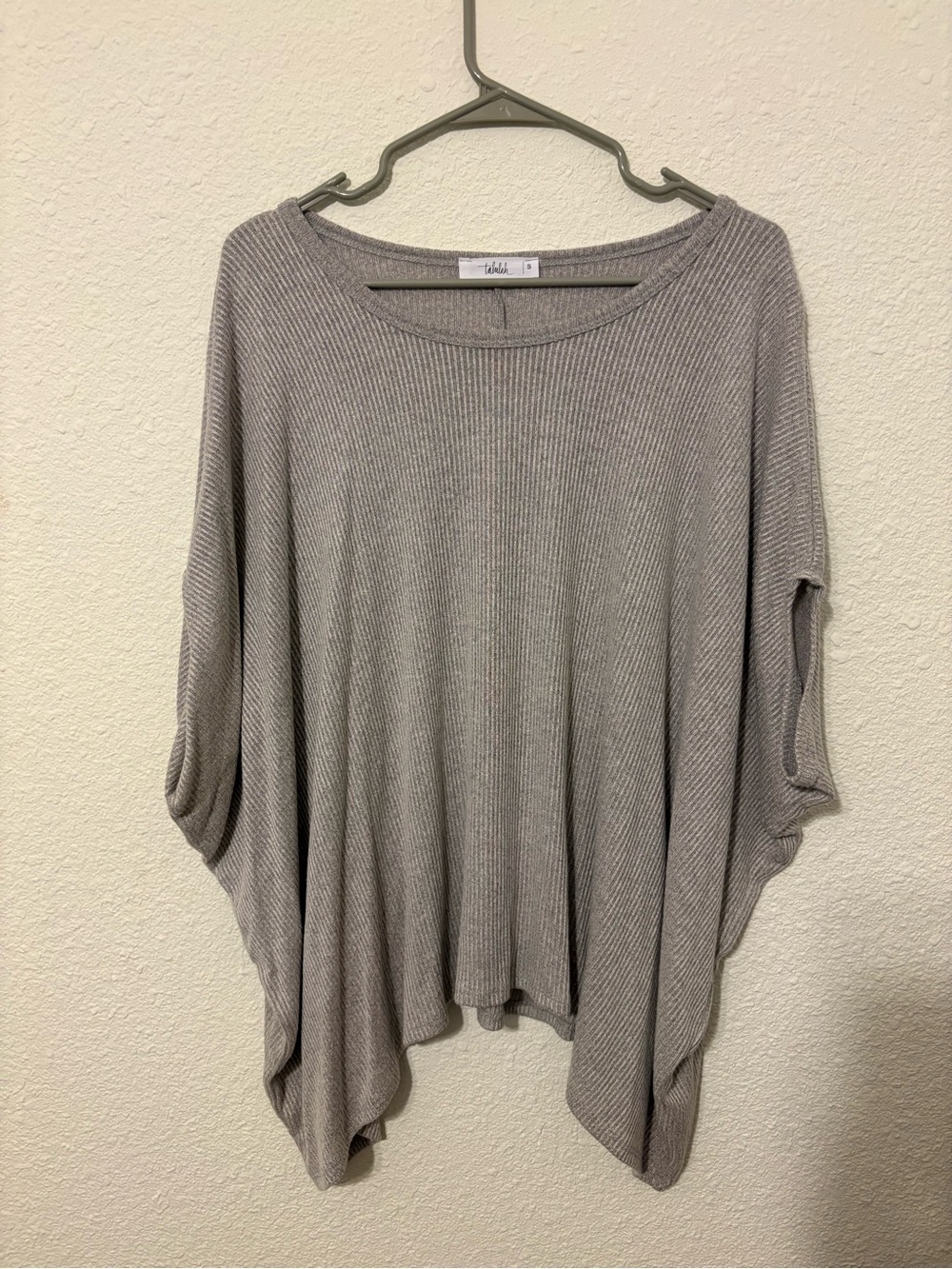 🔴3/$10- Shop Talulah Lightweight Ribbed Grey Tunic Top